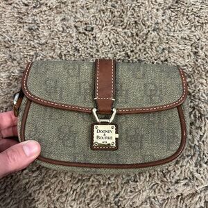 Dooney & Bourke Monogram Cotton/Canvas Wristlet Push Lock Closure coin purse